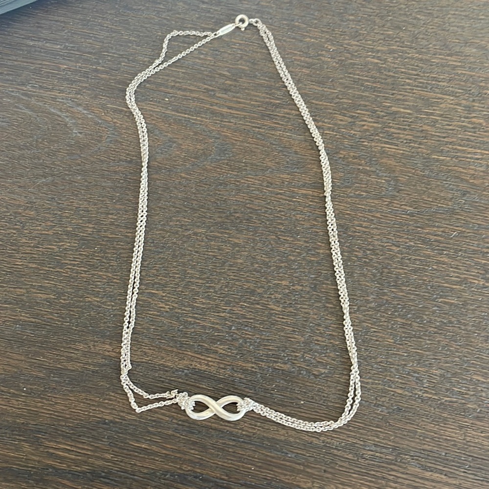 Tiffany necklace.